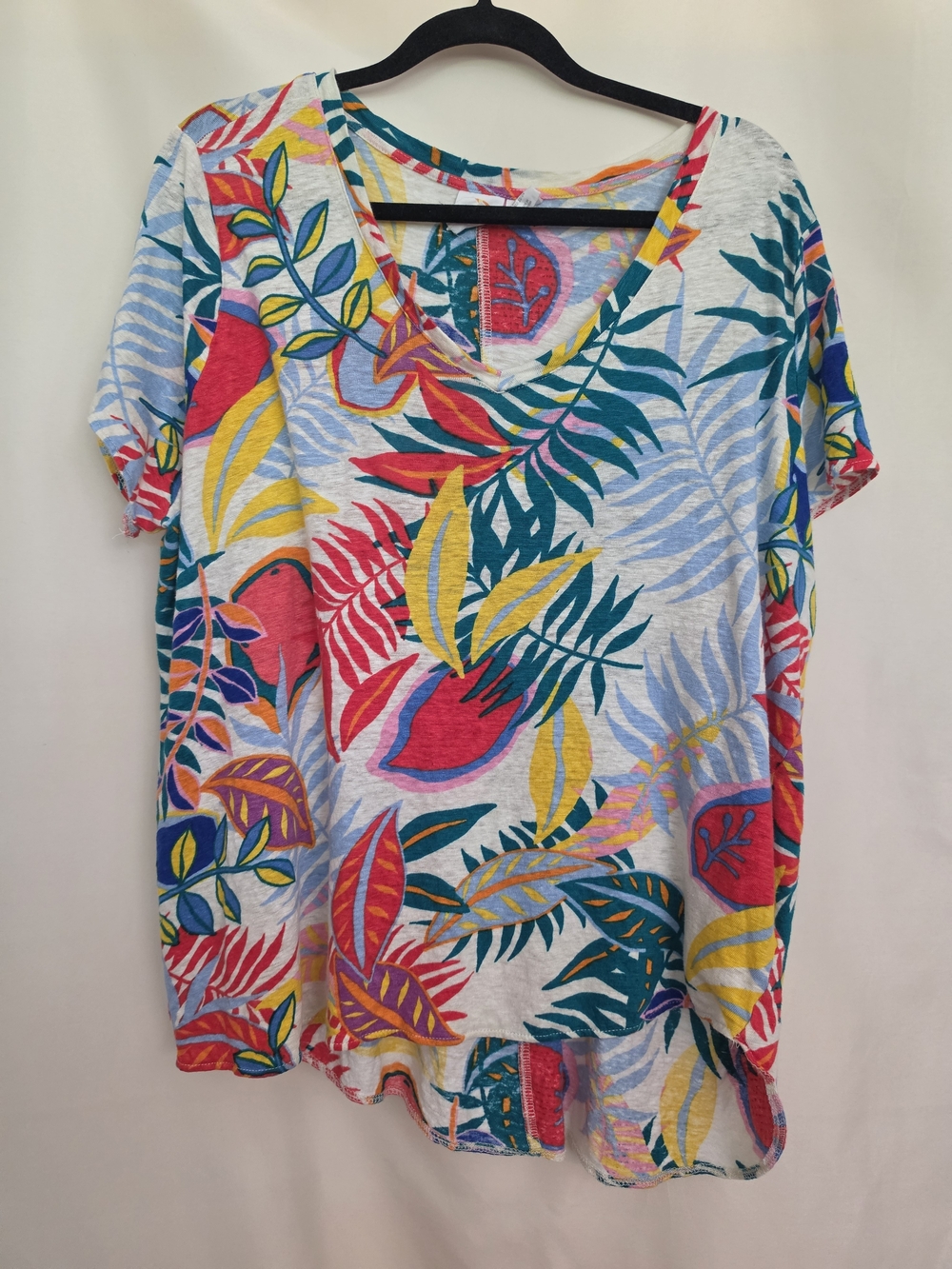 C&C California Bright Tropical Floral Linen Top/Tee - 2X